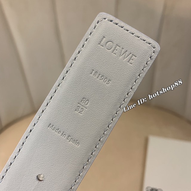 LOEWE女士皮帶 羅意威經典銅扣手掌紋雙面牛皮腰帶  jjp1800